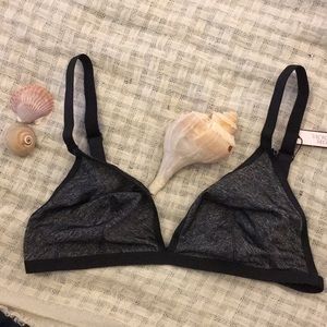 Victoria’s Secret bralette, L
